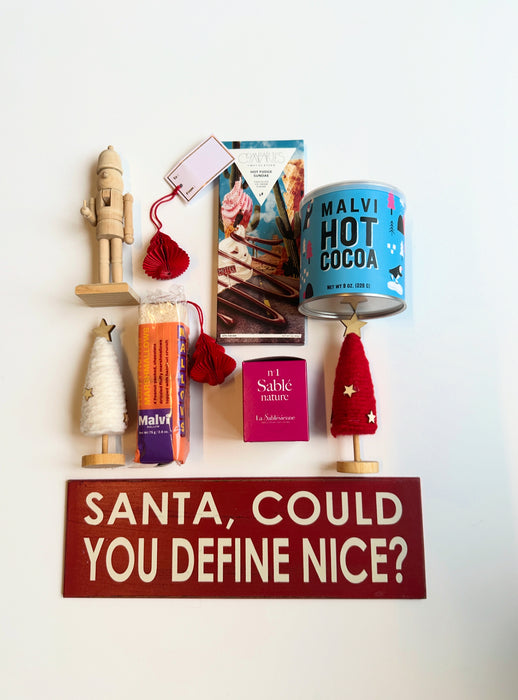 Holiday Hot Chocolate & Treats